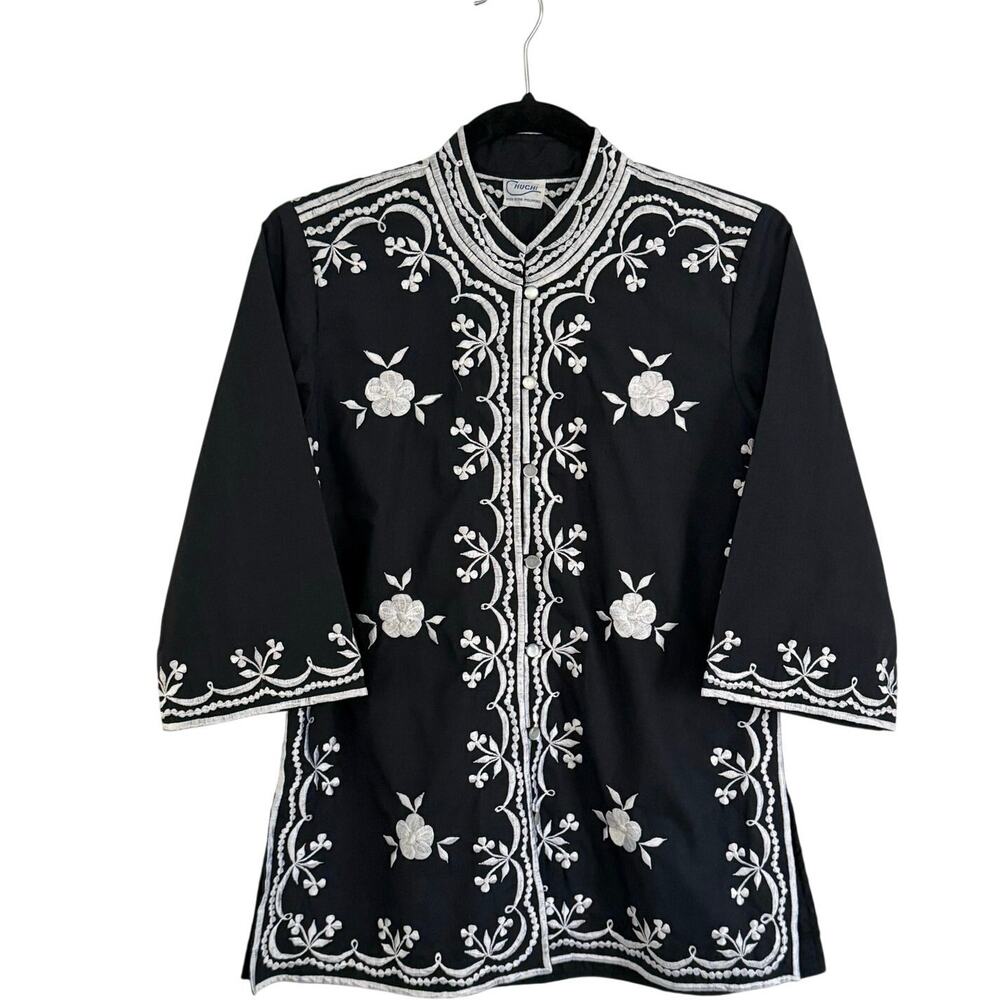 Vintage 70s Chuchi Philippines Black White Embroidered Tunic Blouse Small